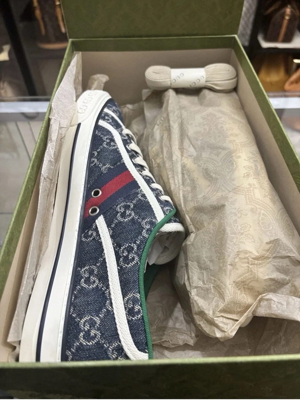 Gucci Tennis 1977 GG Denim Sneakers Blue Web Stripe Low Top Mens US 9. COA.